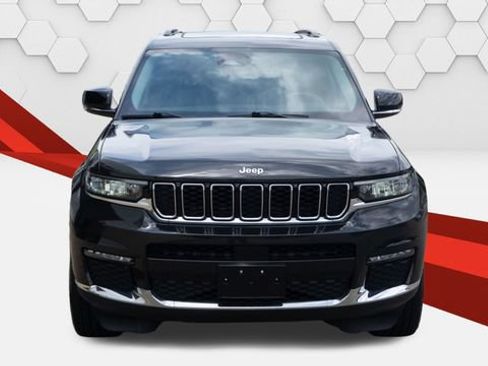 Used 2022 Jeep Grand Cherokee L Limited AWD/4WD image 9