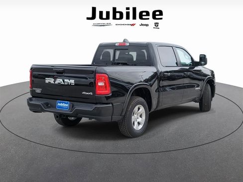 New 2025 RAM 1500 Big Horn AWD/4WD image 5