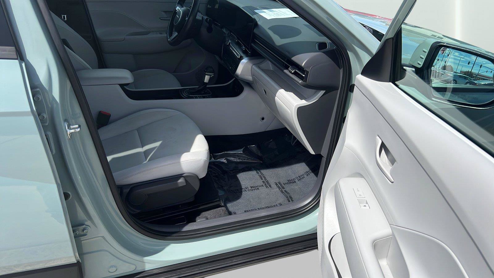 Used 2024 Hyundai Kona SEL FWD image 14