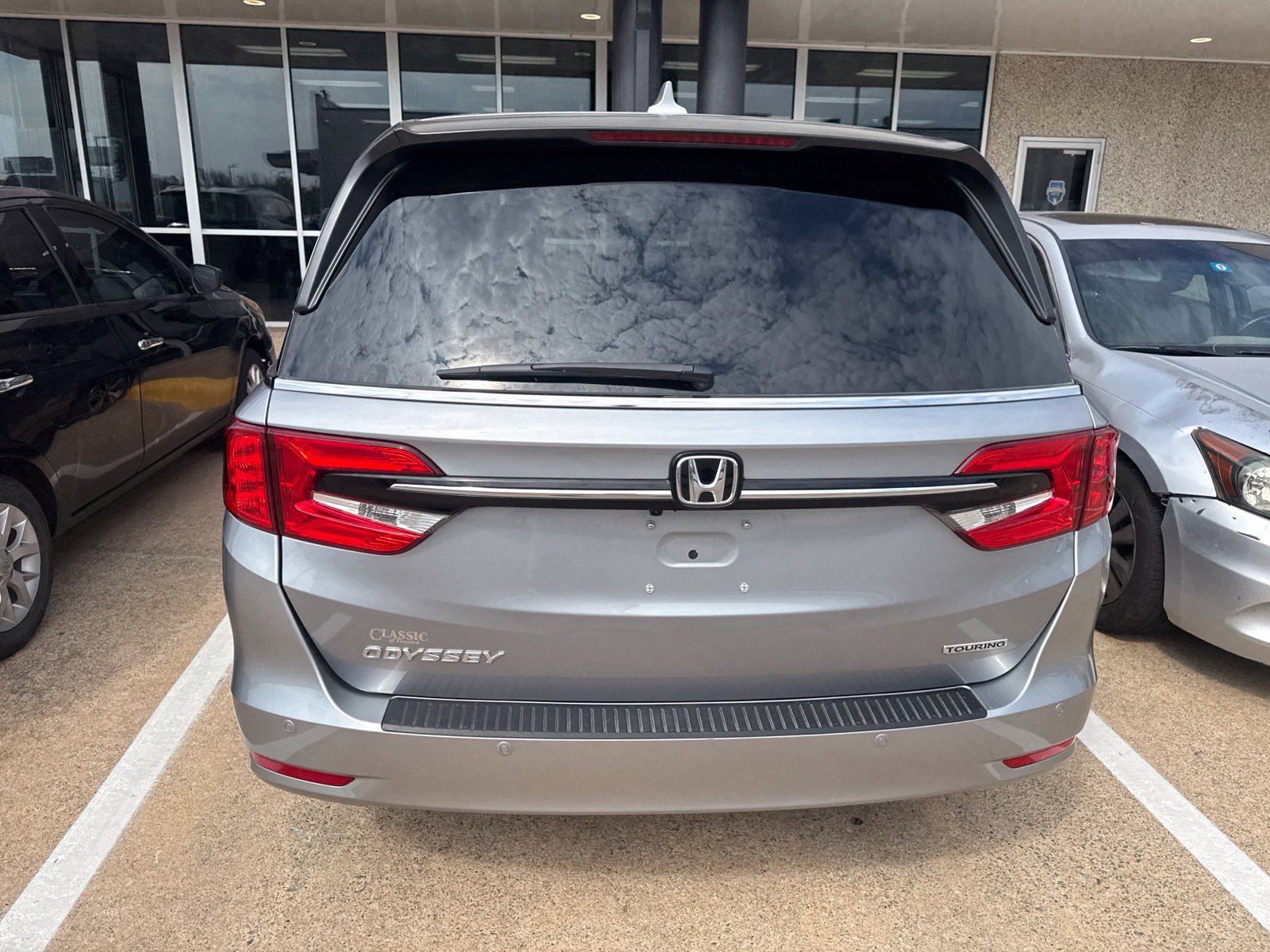 Used 2023 Honda Odyssey Touring image 7