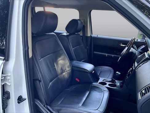 Used 2019 Ford Flex Limited AWD/4WD image 9