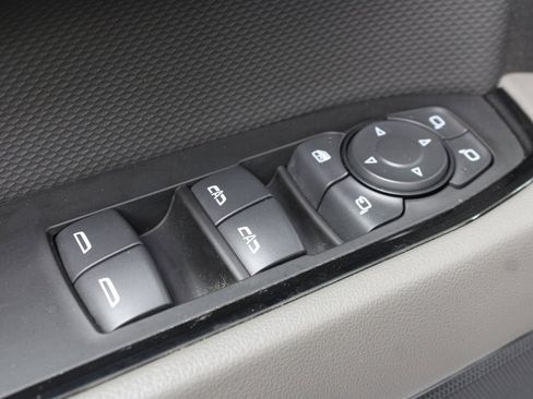 Used 2023 Chevrolet Silverado 1500 ZR2 image 74