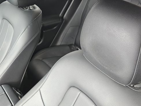 Certified 2021 Mercedes-Benz GLA 250 image 25