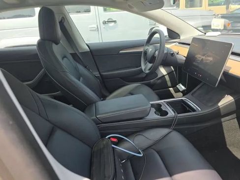 Used 2023 Tesla Model 3 Standard Range RWD image 10