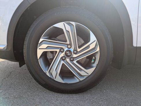 Used 2022 Hyundai Santa Fe SEL w/ Convenience Package image 10