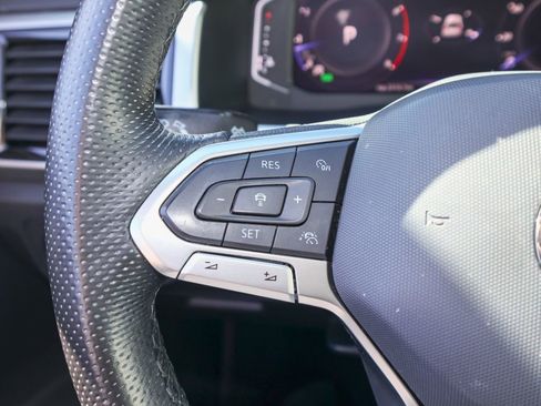 Used 2022 Volkswagen Atlas SEL Premium image 27