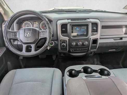 Used 2016 RAM 1500 Express RWD image 21
