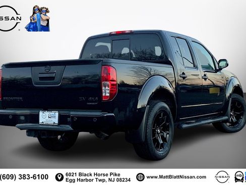 Used 2021 Nissan Frontier SV w/ Midnight Edition Floor Mats AWD/4WD image 12