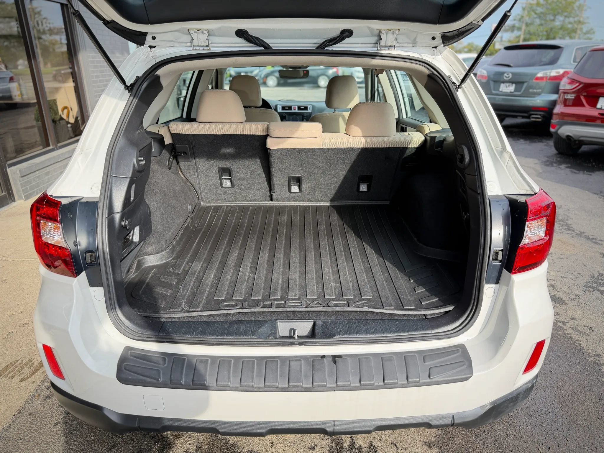 Used 2017 Subaru Outback 2.5i w/ Popular Package #1 AWD/4WD image 19