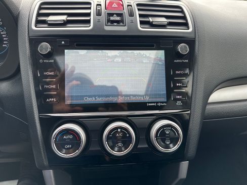 Used 2017 Subaru Forester 2.5i Premium AWD/4WD image 23