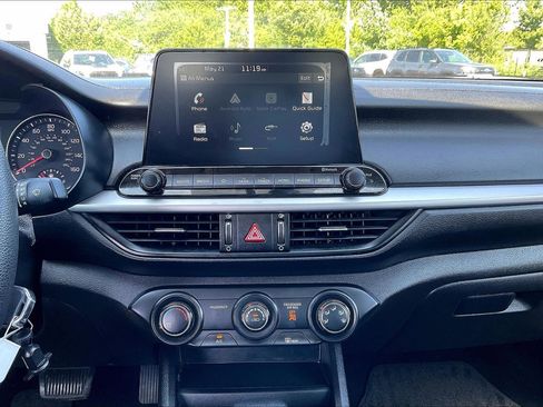 Used 2021 Kia Forte LXS FWD image 22