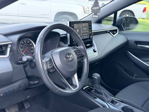 Used 2021 Toyota Corolla SE w/ SE Premium Package FWD image 12