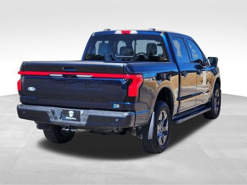 Used 2024 Ford F150 Lightning Lariat image 10