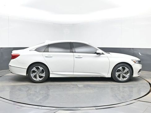 Used 2019 Honda Accord EX-L image 11