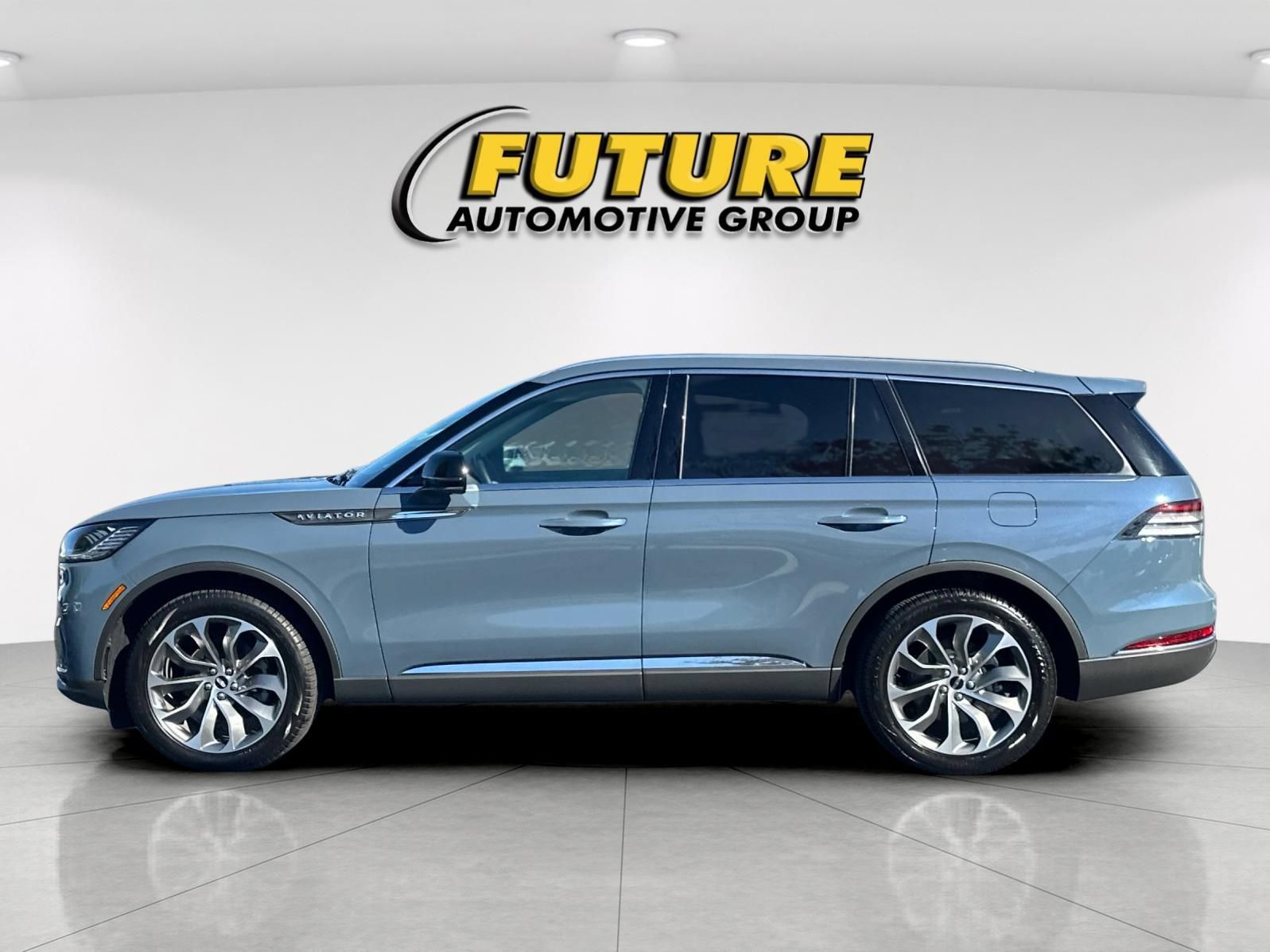 New 2026 Lincoln Aviator AWD image 6