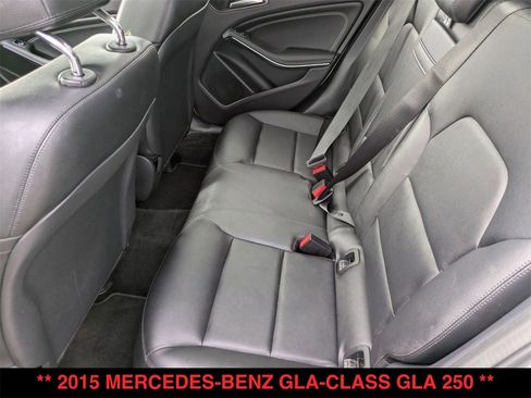 Used 2015 Mercedes-Benz GLA 250 4MATIC image 4