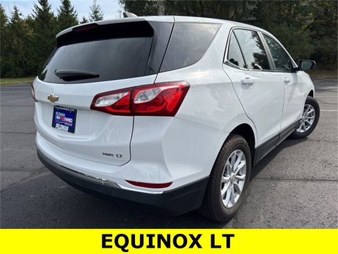 Used 2021 Chevrolet Equinox LT image 3