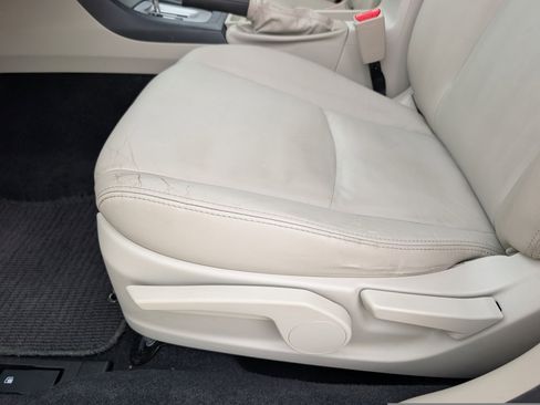Used 2014 Subaru Crosstrek 2.0i Limited AWD/4WD image 10