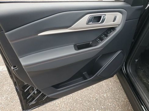 New 2026 Ford Explorer Active image 12