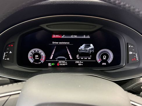 Used 2020 Audi Q7 2.0T Premium Plus w/ Premium Plus Package image 21