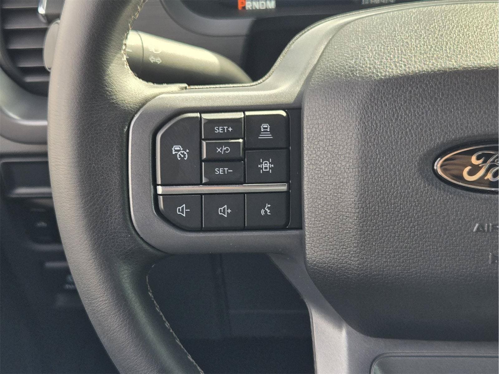Used 2025 Ford F150 XLT w/ Equipment Group 302A MID RWD image 28