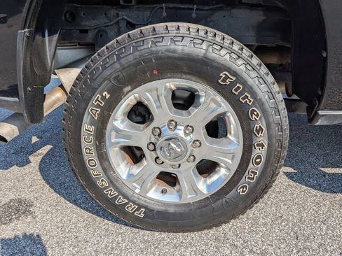 Used 2024 RAM 2500 Big Horn AWD/4WD image 19