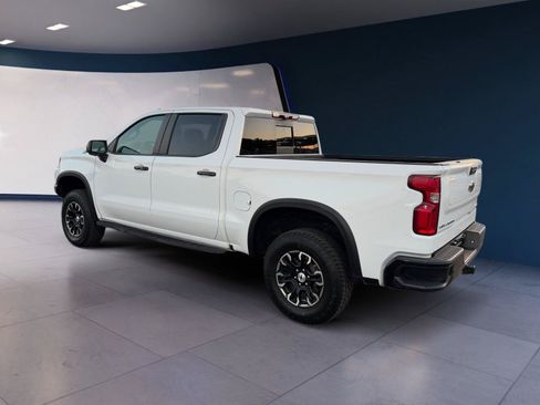 Used 2024 Chevrolet Silverado 1500 ZR2 w/ Technology Package AWD/4WD image 3