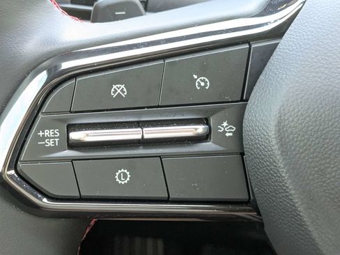 Used 2026 Chevrolet Equinox RS w/ Convenience Package III FWD image 22