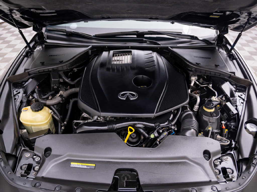 Used 2017 INFINITI Q60 2.0t w/ Premium Plus Package 2.0T AWD/4WD image 34