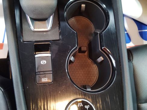 Used 2023 Nissan Rogue SV w/ SV Premium Package image 19