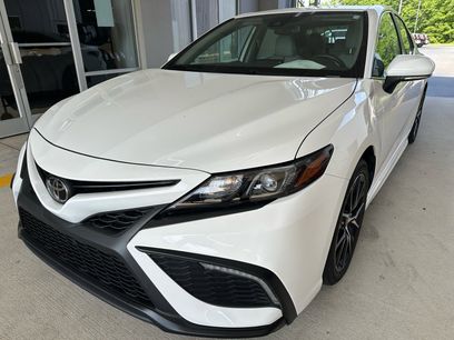 Used 2023 Toyota Camry SE w/ Convenience Package