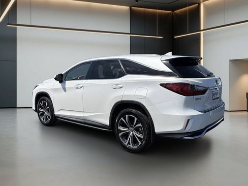 Used 2022 Lexus RX 350L FWD w/ Premium Package image 3
