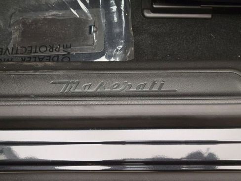Used 2023 Maserati Levante GT image 20