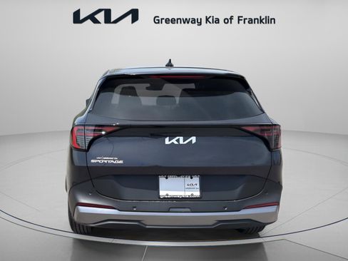 New 2026 Kia Sportage EX FWD image 6