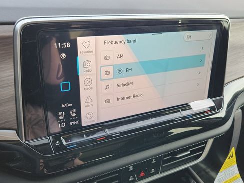 New 2026 Volkswagen Atlas SEL image 7