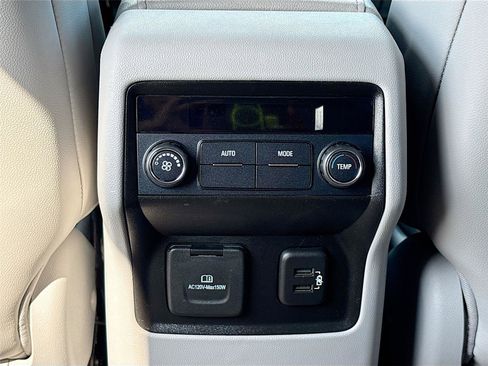 Used 2019 GMC Acadia SLT w/ LPO, Floor Liner Package image 27