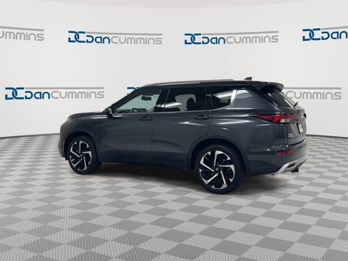 Used 2024 Mitsubishi Outlander SEL FWD image 6