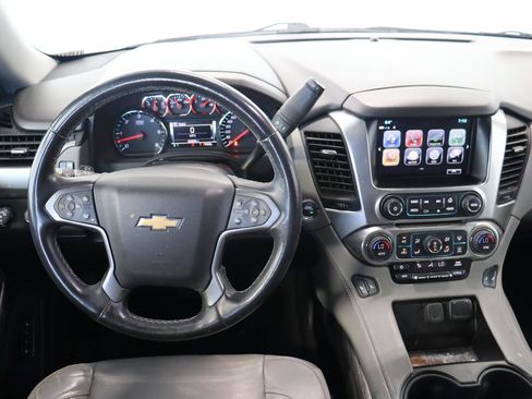 Certified 2020 Chevrolet Suburban LT AWD/4WD image 11
