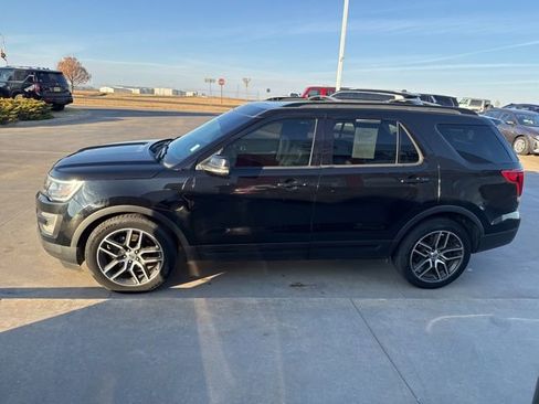Used 2016 Ford Explorer Sport w/ Equipment Group 401A image 5