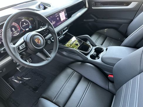 New 2026 Porsche Cayenne S AWD/4WD image 4