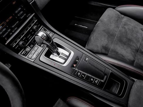 Used 2015 Porsche 911 GT3 image 22