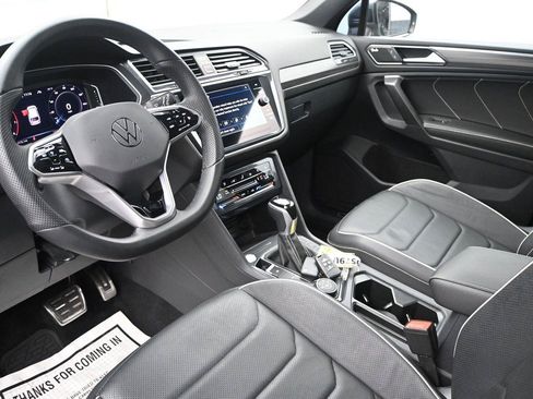 Certified 2024 Volkswagen Tiguan SEL R-Line AWD/4WD image 2