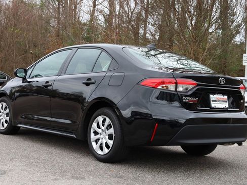 Used 2024 Toyota Corolla LE image 16