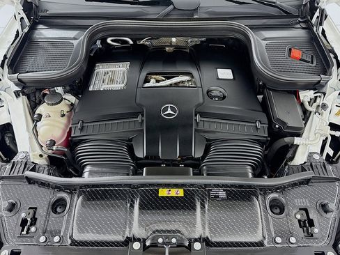 Certified 2025 Mercedes-Benz GLE 580 4MATIC image 12