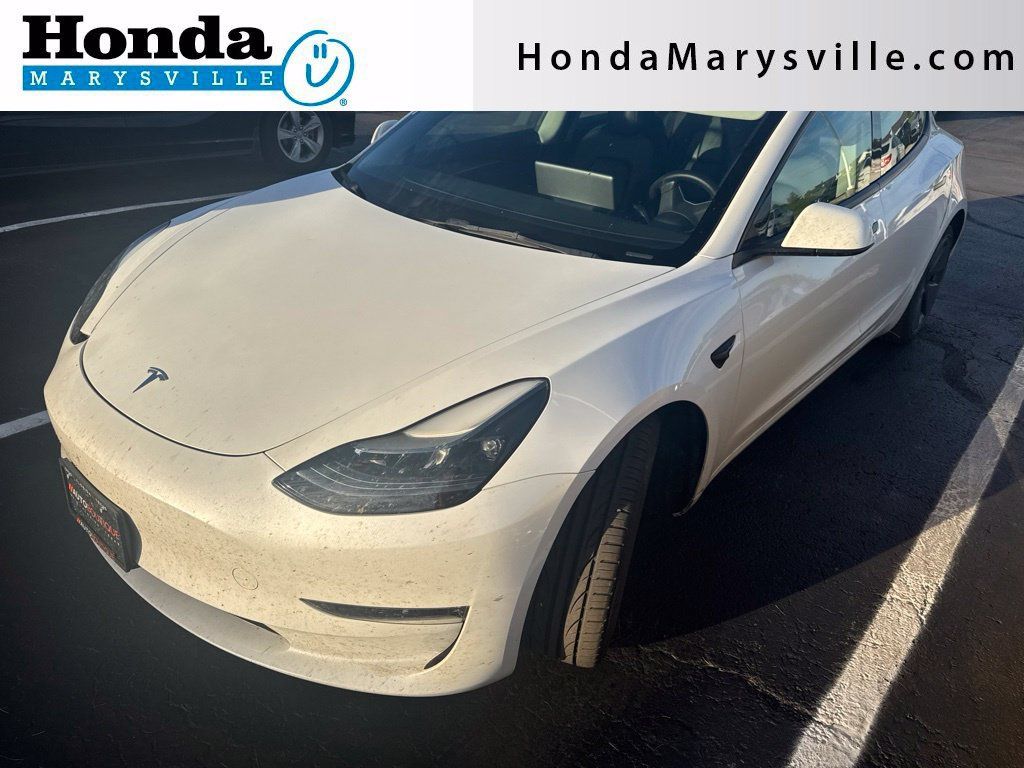 Used 2023 Tesla Model 3 Standard Range RWD image 1