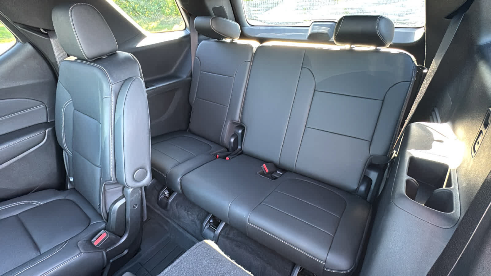 Used 2023 Chevrolet Traverse LT w/ LT Premium Package AWD/4WD image 29