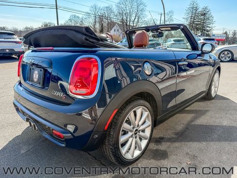 Used 2017 MINI Cooper S image 6