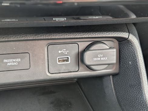 Used 2023 Honda Civic Sport image 33