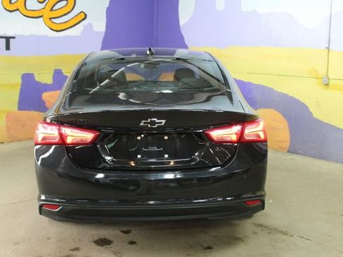 Used 2024 Chevrolet Malibu LT w/ Midnight Edition FWD image 7