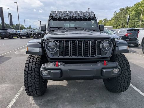 Used 2026 Jeep Wrangler Unlimited Rubicon AWD/4WD image 14